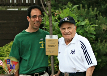 Bike Mike and the former Yankees Advisor Arthur Richmon